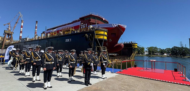 ORP Jerzy Różycki zwodowany (FOTO)