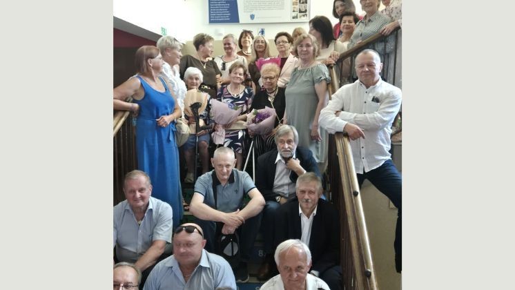 Spotkanie w podstawówce po 50 latach!