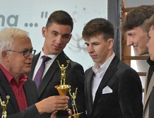 Rok szkolny zakończyli maturzyści (FOTO)