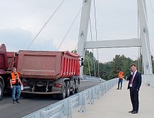RZĄŚNIK: Próby obciążeniowe mostu zakończone sukcesem (FOTO)